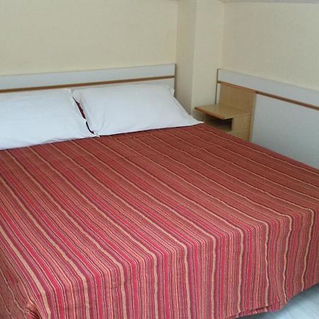 Hotel Tosi Riccione Rum bild